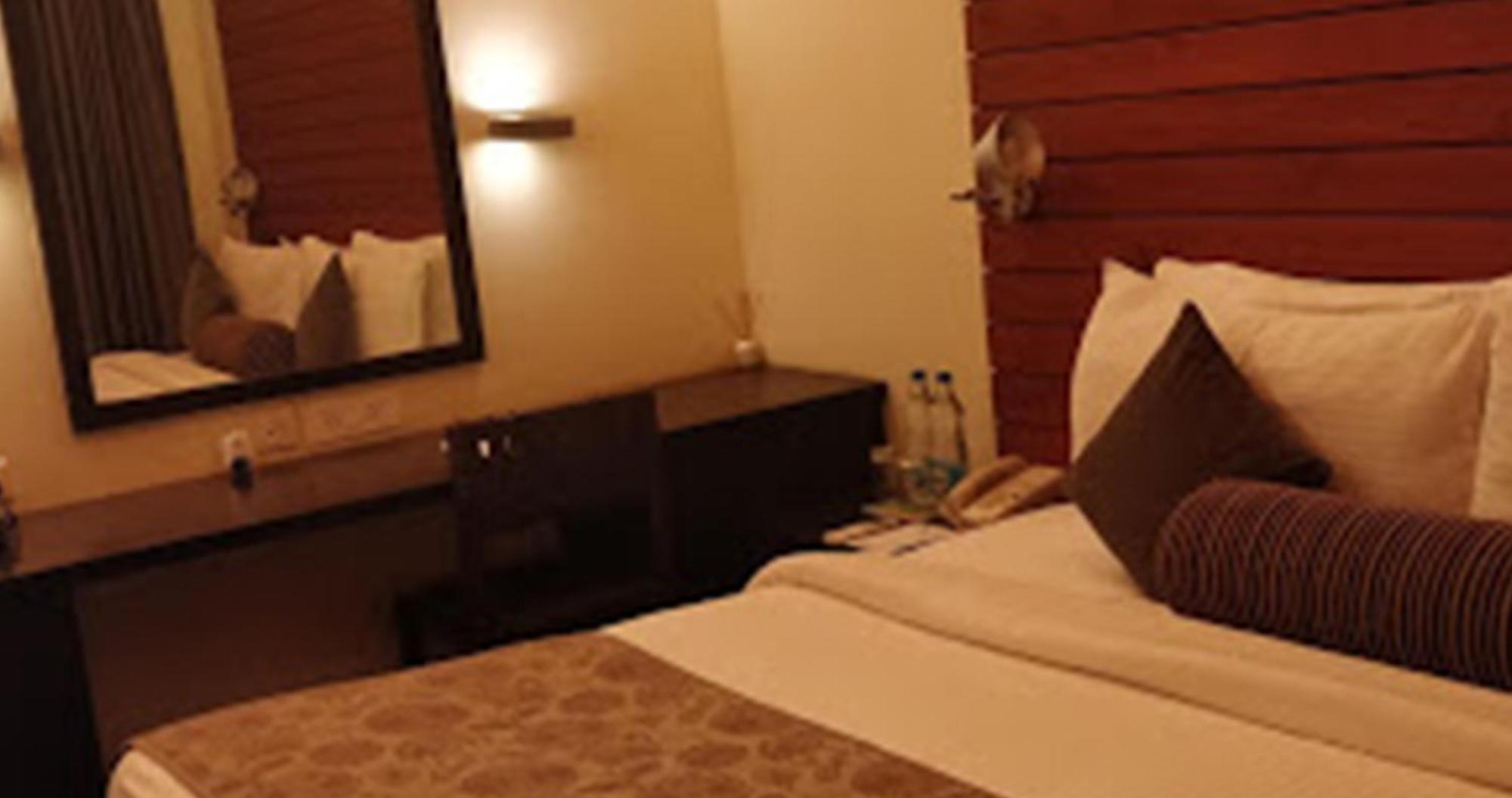 The Golkonda Resort And Spa Hyderabad Esterno foto
