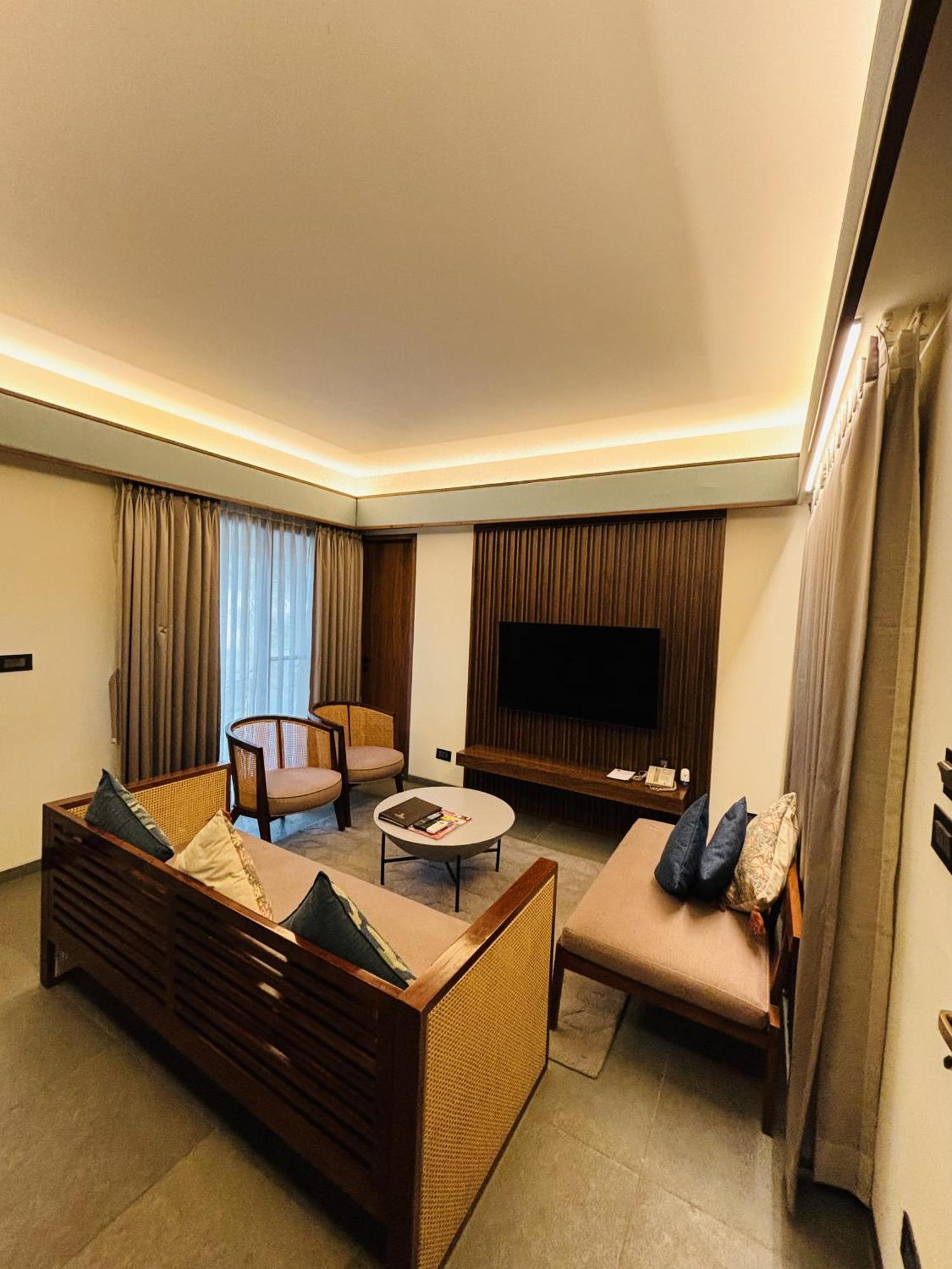 The Golkonda Resort And Spa Hyderabad Esterno foto